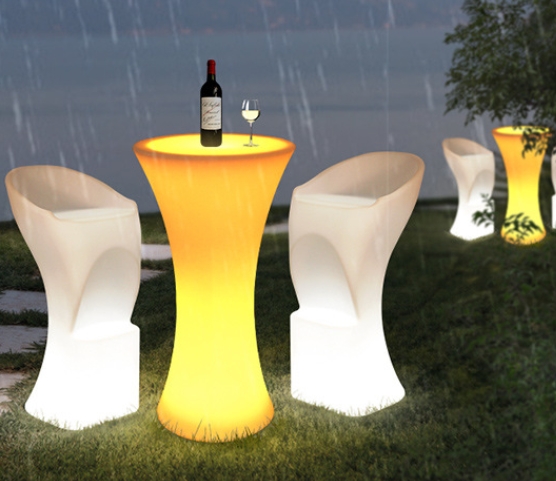 휴대용 LED 바 카운터 테이블 & 조명 바 의자 세트 - Outdoor Furniture Europe 리뷰 및 가격