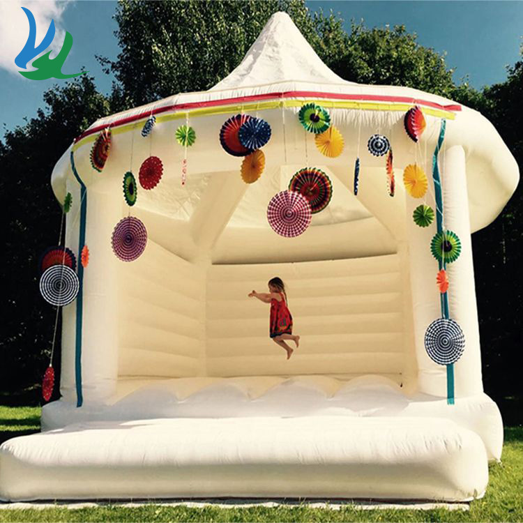맞춤형 신형 인터넷 유명인 에어바운스 트램펄린, 아름다 - Outdoor Furniture Newcastle 리뷰 및 가격